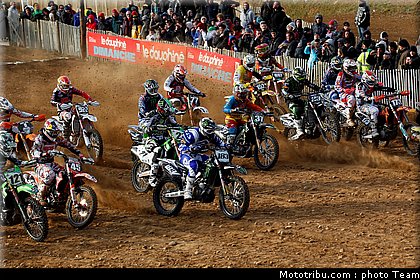 9_cross_international_valence_2012.jpg