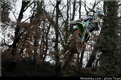 boog_004_cross_international_valence_2012.jpg