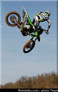 boog_005_cross_international_valence_2012.jpg