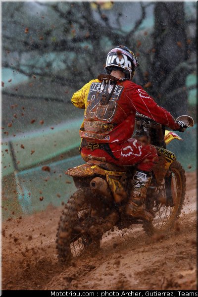 desalle_009_motocross_2012_bresil_beto_carrero