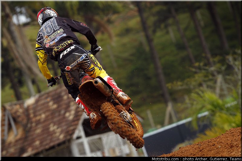 kullas_003_motocross_2012_bresil_beto_carrero