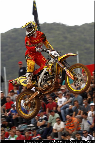 leok_007_motocross_2012_bresil_beto_carrero