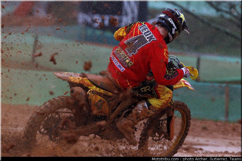 leok_010_motocross_2012_bresil_beto_carrero