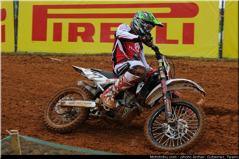 lupino_001_motocross_2012_bresil_beto_carrero