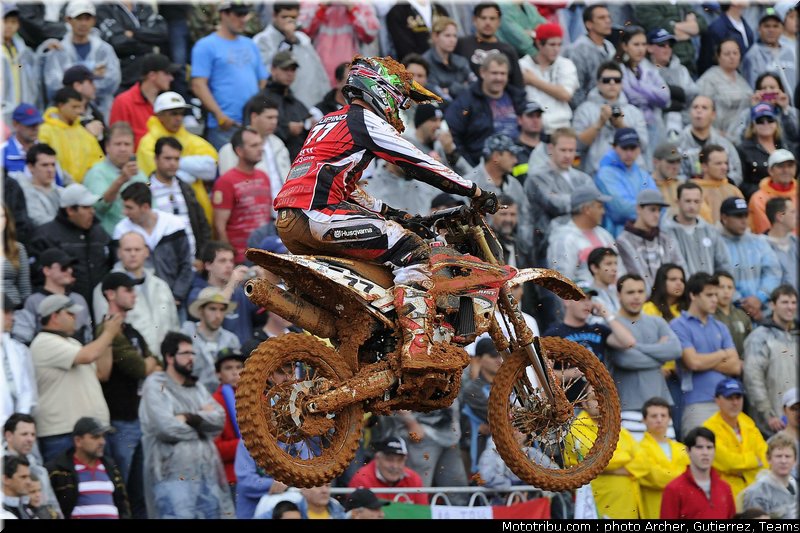 lupino_002_motocross_2012_bresil_beto_carrero