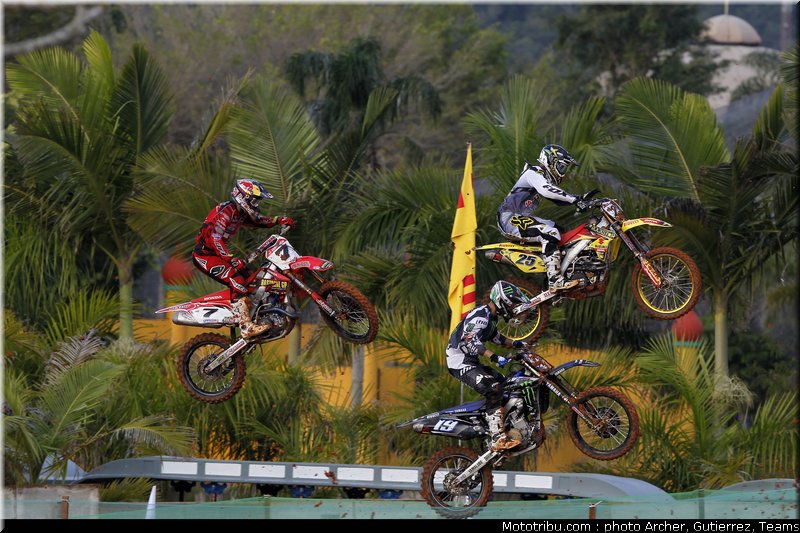 mx1_002_motocross_2012_bresil_beto_carrero