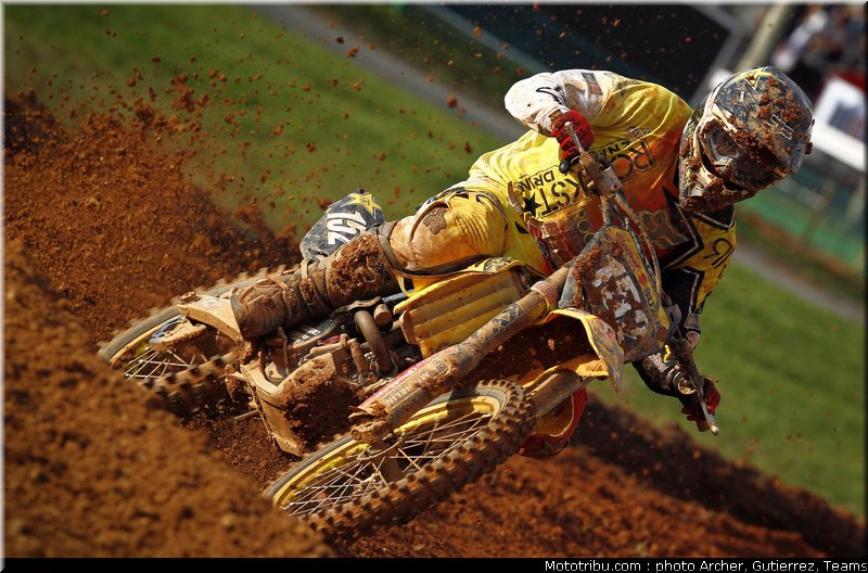 petrov_009_motocross_2012_bresil_beto_carrero