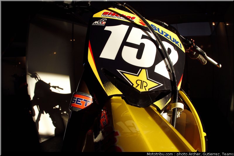 petrov_011_motocross_2012_bresil_beto_carrero