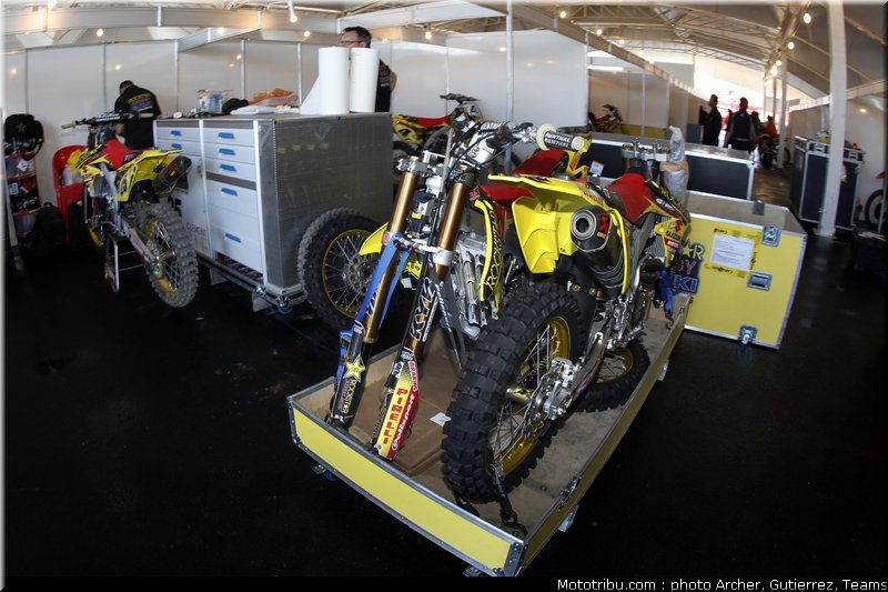 suzuki_005_motocross_2012_bresil_beto_carrero