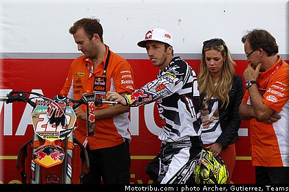 cairoli_001_motocross_2012_bresil_beto_carrero.jpg