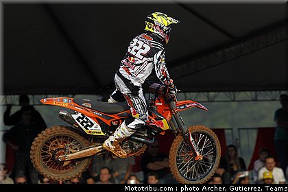 cairoli_010_motocross_2012_bresil_beto_carrero.jpg