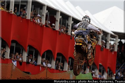 desalle_011_motocross_2012_bresil_beto_carrero.jpg
