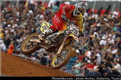 desalle_019_motocross_2012_bresil_beto_carrero.jpg