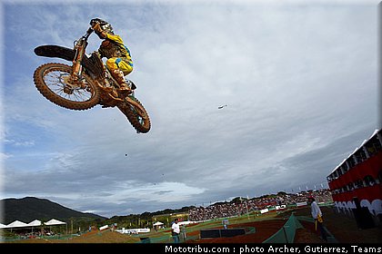 ferrandis_001_motocross_2012_bresil_beto_carrero.jpg
