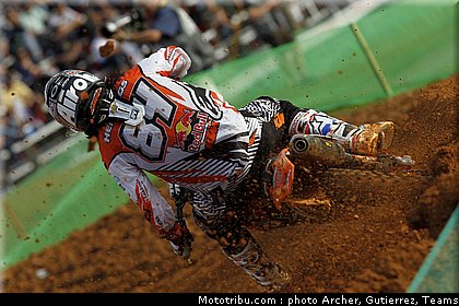 herlings_006_motocross_2012_bresil_beto_carrero.jpg