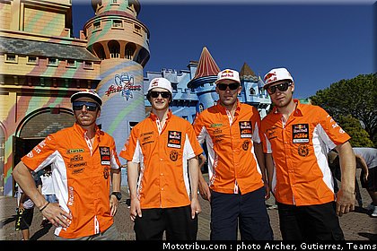 ktm_001_motocross_2012_bresil_beto_carrero.jpg