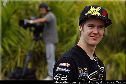 kullas_008_motocross_2012_bresil_beto_carrero.jpg