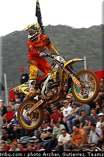 leok_007_motocross_2012_bresil_beto_carrero.jpg