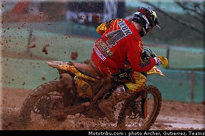leok_010_motocross_2012_bresil_beto_carrero.jpg