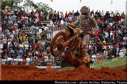 leok_011_motocross_2012_bresil_beto_carrero.jpg