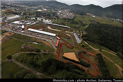 mx1_013_motocross_2012_bresil_beto_carrero.jpg