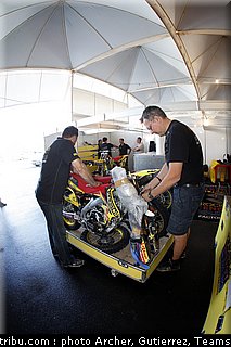 suzuki_009_motocross_2012_bresil_beto_carrero.jpg