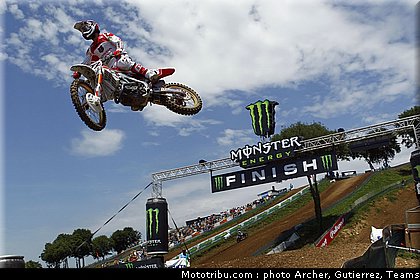 bobryshev_001_motocross_2012_france_saint_jean_angely.jpg