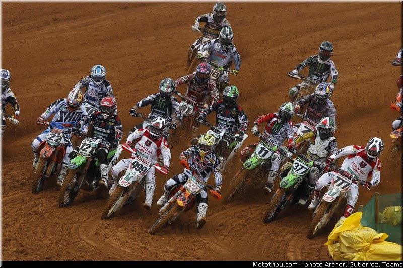 mx1_003_motocross_2012_portugal_agueda