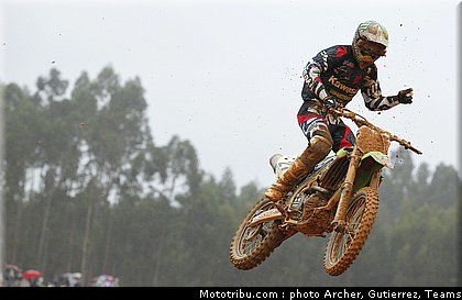 paulin_002_motocross_2012_portugal_agueda.jpg