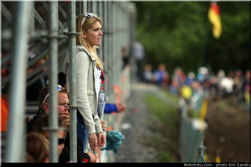 pitbabe_004_motocross_2012_belgique_bastogne