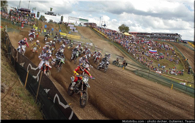 mx2_002_motocross_2012_republique_tcheque_loket
