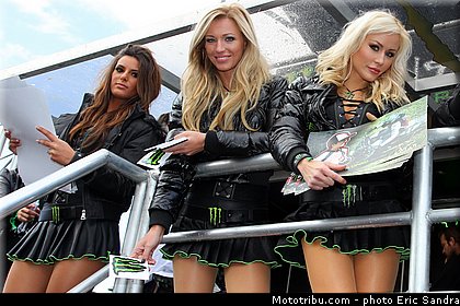 pitbabe_001_motocross_des_nations_belgique_lommel_2012.jpg