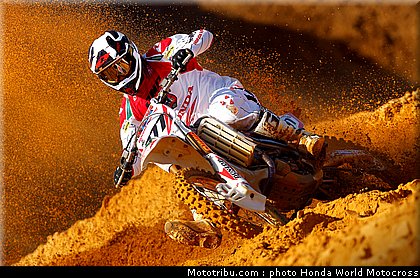 bobryshev_09_team_honda_world_motocross_2012.jpg