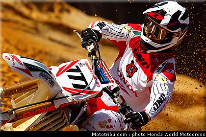 bobryshev_10_team_honda_world_motocross_2012.jpg