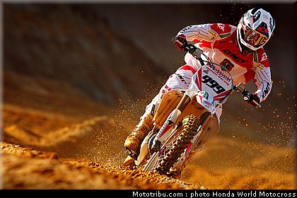 goncalves_15_team_honda_world_motocross_2012.jpg