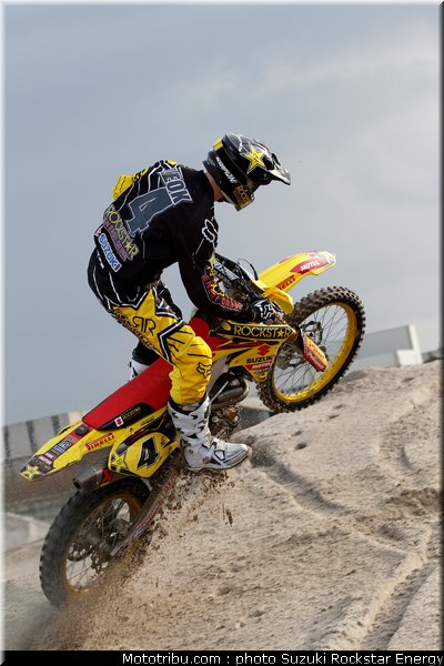 MOTO 