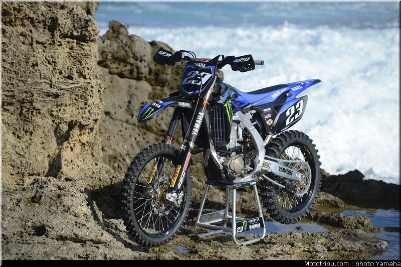MOTO 
