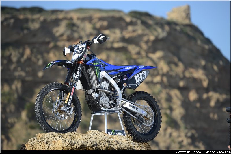 MOTO 