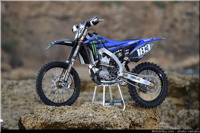MOTO 