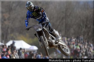 charlier_04_motocross_monster_energy_yamaha_racing_team_2013.jpg