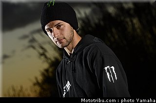 charlier_17_motocross_monster_energy_yamaha_racing_team_2013.jpg