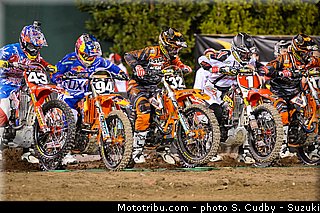 000_01_supercross_us_2013_anaheim_2.jpg