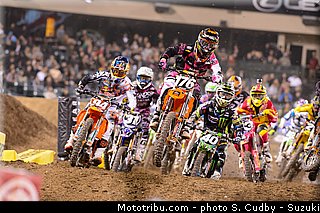 4_supercross_us_2013_anaheim_3.jpg