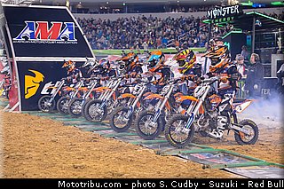 ktm_junior_005_supercross_us_2013_arlington.jpg