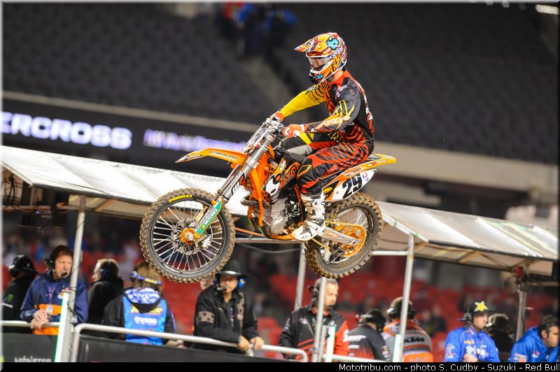 short_05_supercross_us_2013_atlanta