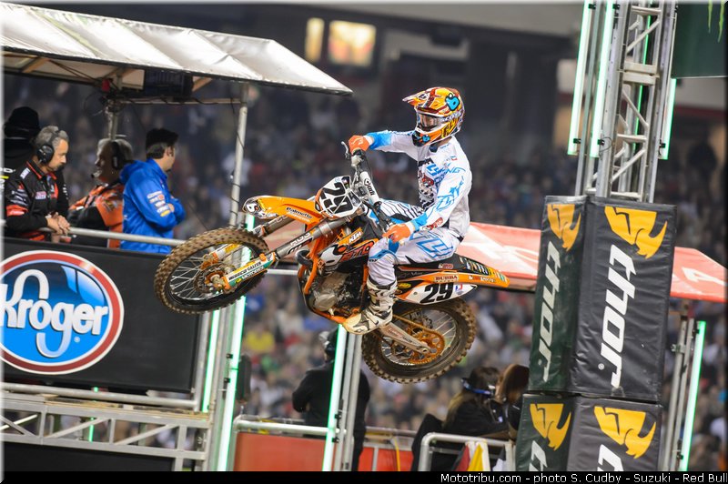 short_06_supercross_us_2013_atlanta