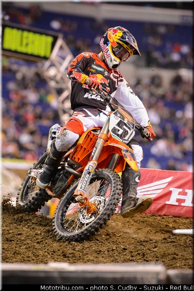 dungey_009_supercross_us_2013_indianapolis
