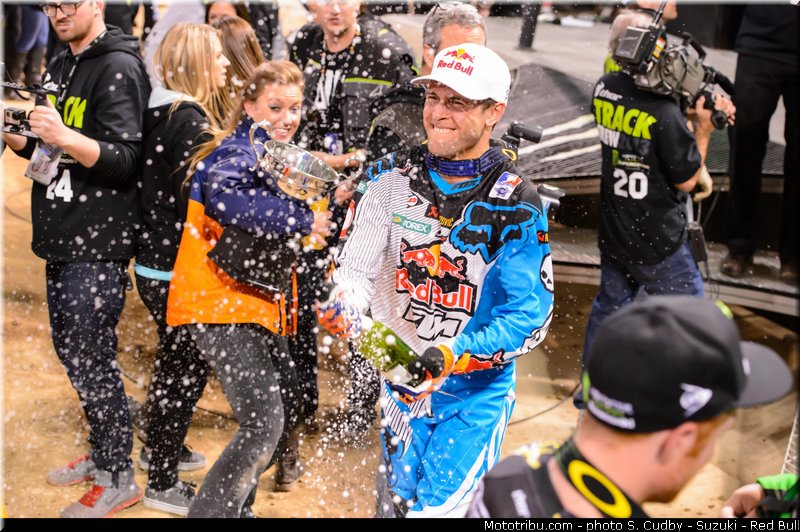 dungey_007_supercross_us_2013_minneapolis
