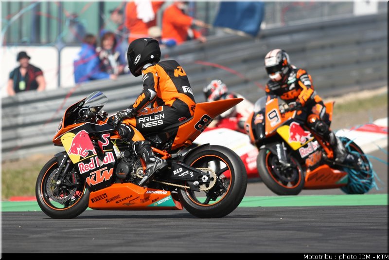 idm_003nurburgring_sbk_12