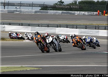idm_003nurburgring_sbk_07.jpg